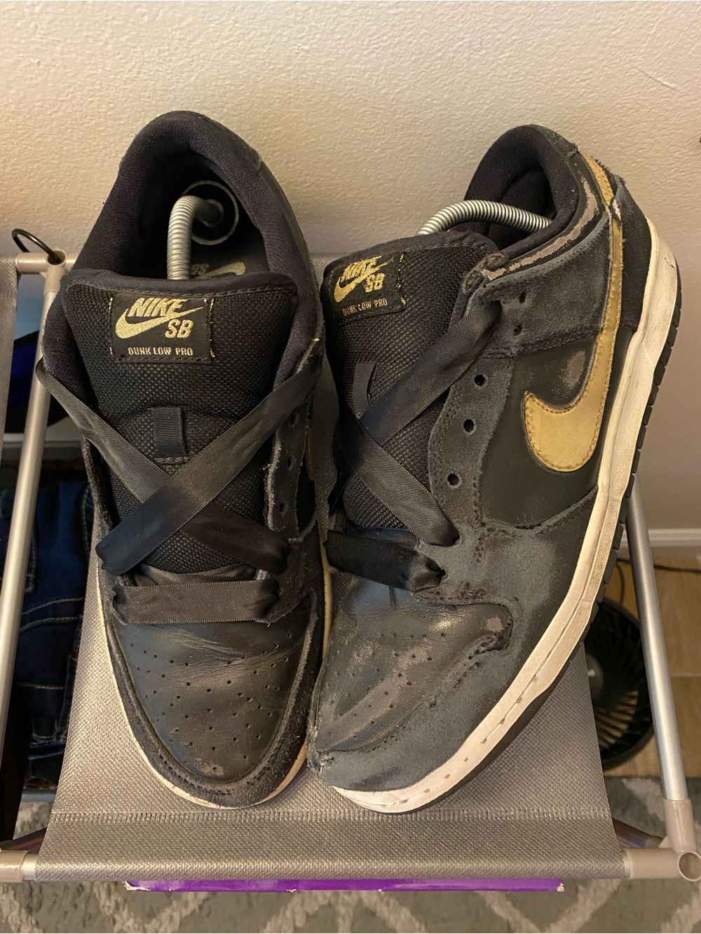 Nike SB black/gold 2018